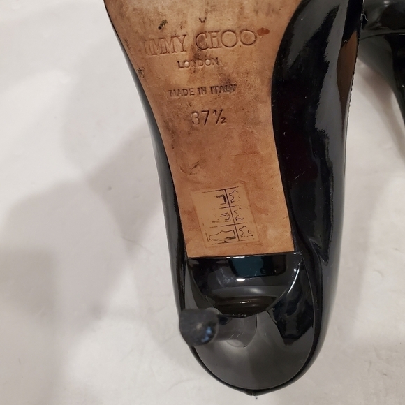 Jimmy Choo Black Patent Leather Pumps Heels - Picture 5 of 7